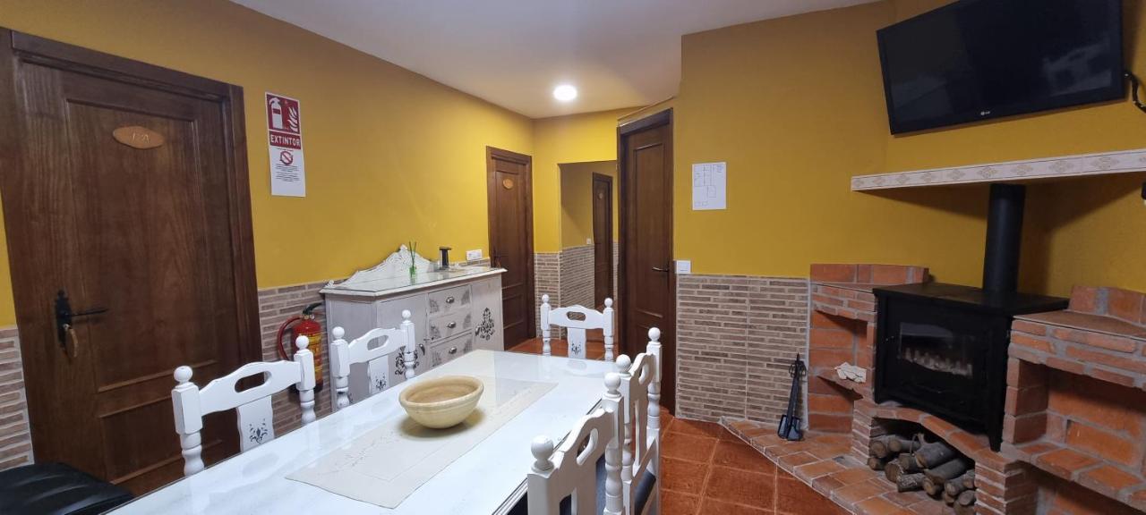Apartamento Turistico "El Rincon De La Pernila" Гуадалупе Екстериор снимка
