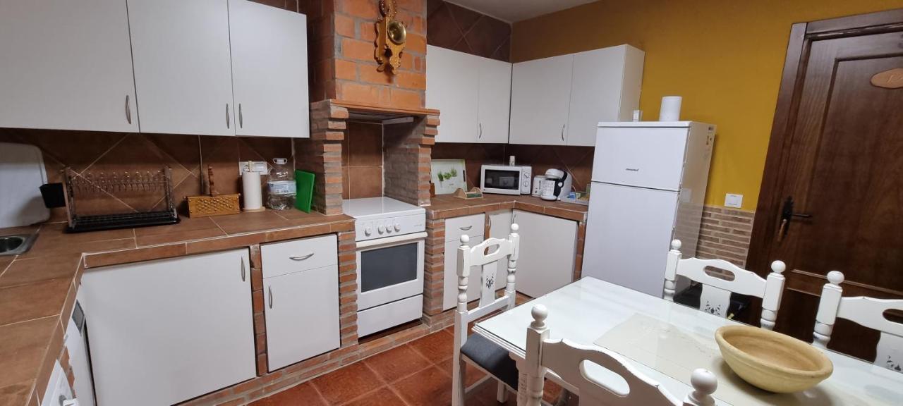 Apartamento Turistico "El Rincon De La Pernila" Гуадалупе Екстериор снимка